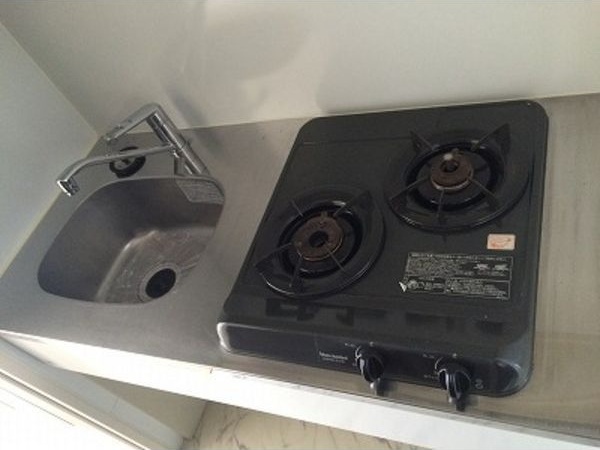 キッチン　初期費用分割可★ご希望の場所まで無料送迎サービス付♪