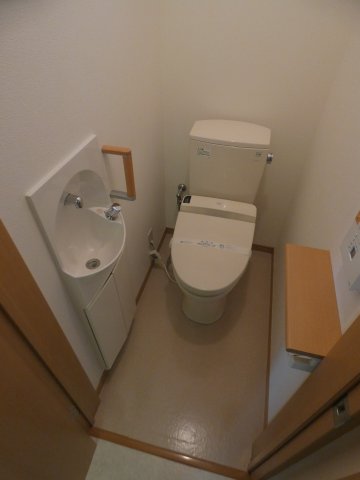 トイレ　トイレ