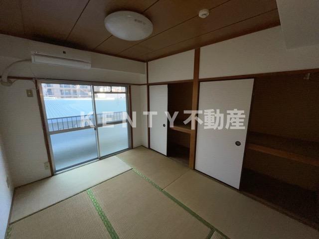 居室・リビング　ゆったりとした居間です