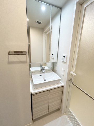 洗面設備　忙しい朝には欠かせない洗面所です♪