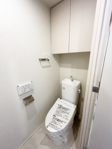 トイレ　嬉しい温水洗浄便座♪