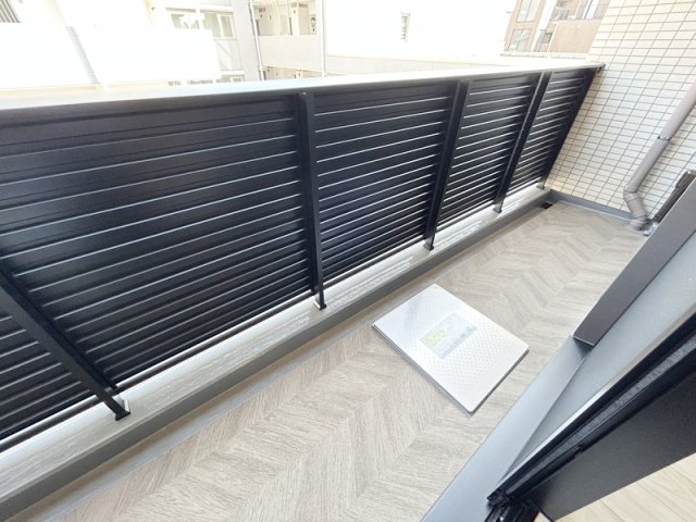 バルコニー　便利で嬉しいバルコニー付きです♪