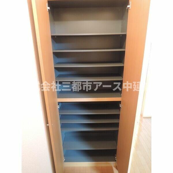 玄関　ジュネス青葉台　は三都市アース中延店へお任せください！　ご内