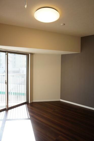 居室・リビング　４Ｆのお部屋の写真です。現況優先。