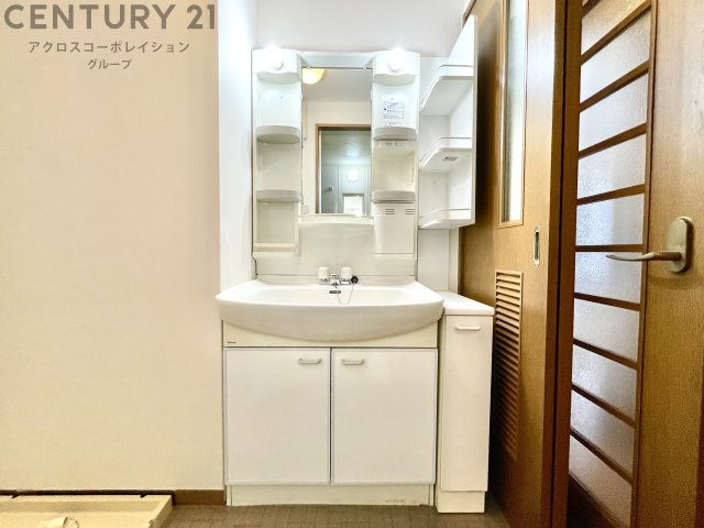 洗面設備　独立洗面化粧台付き☆