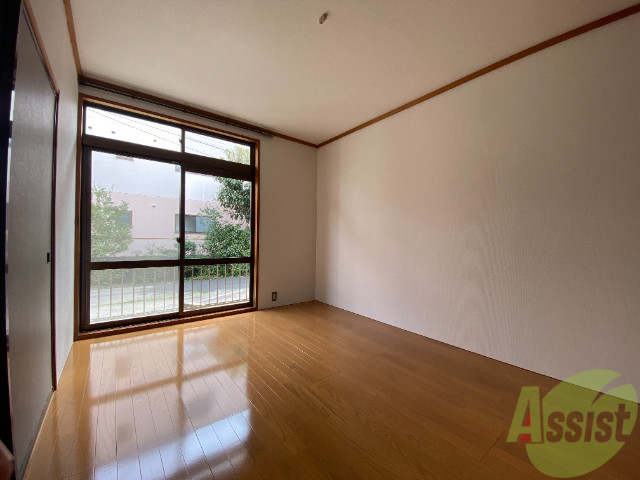 その他部屋・スペース　寝室です、シンプルなデザインでゆっくり眠れそうですね。