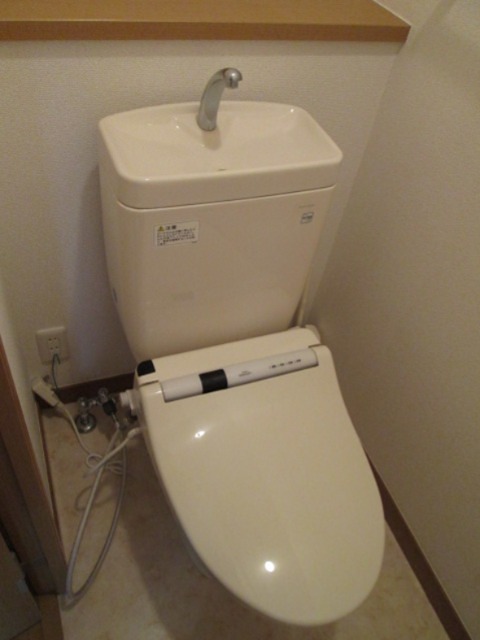 トイレ　別部屋参考写真