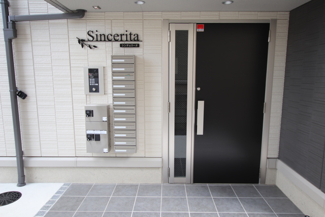 エントランス　建物入口