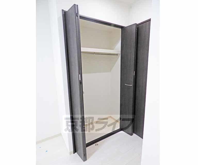 収納　広々とした収納です。