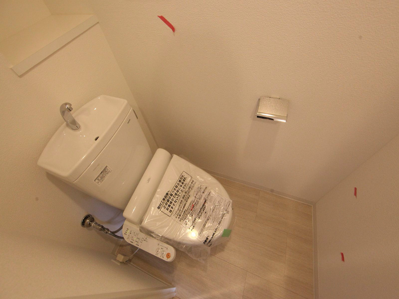 トイレ　温水洗浄暖房便座付トイレ