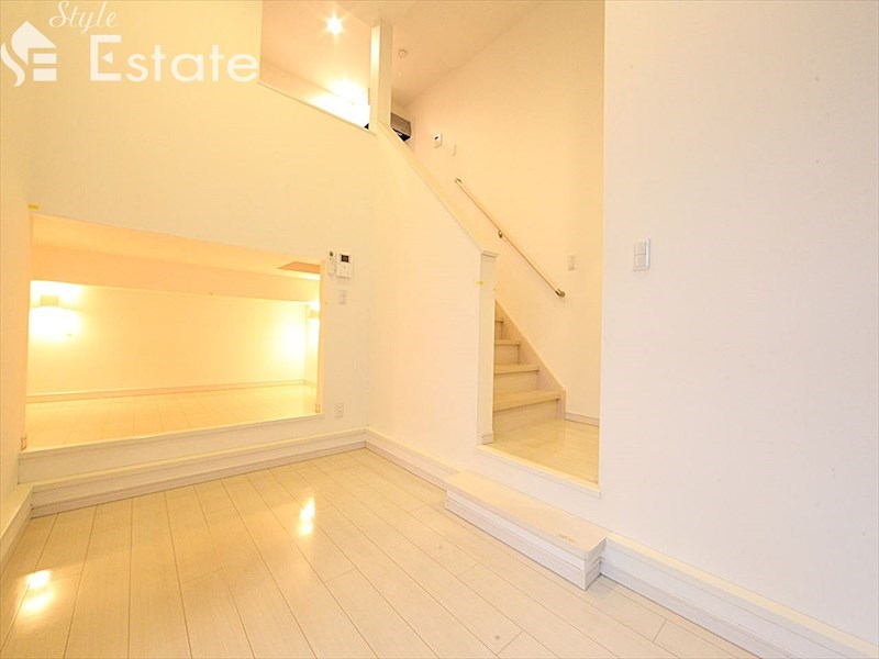 居室・リビング　内装