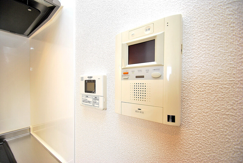 セキュリティ　モニターフォンも完備。お顔が見えるので女性の方も安心ですね。