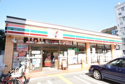 コンビニ　セブンイレブン 二条城北店（コンビニ）まで92m