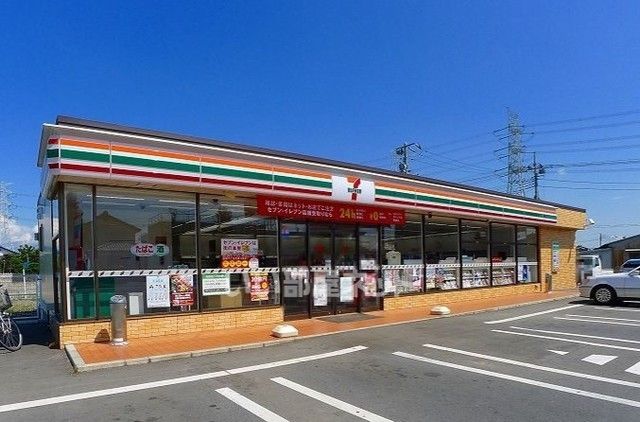 コンビニ　セブンイレブン行田下忍店（コンビニ）まで550m