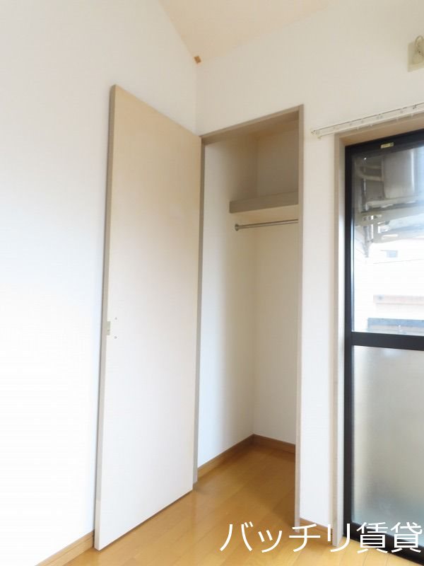 収納　別号室タイプの為、現状を優先致します。