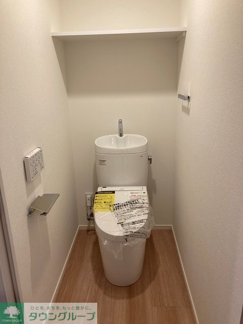 トイレ　※写真は同タイプ住戸です。