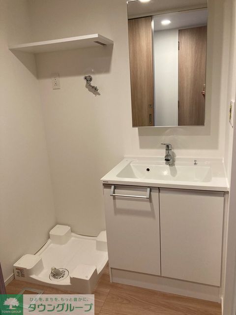洗面設備　※写真は同タイプ住戸です。