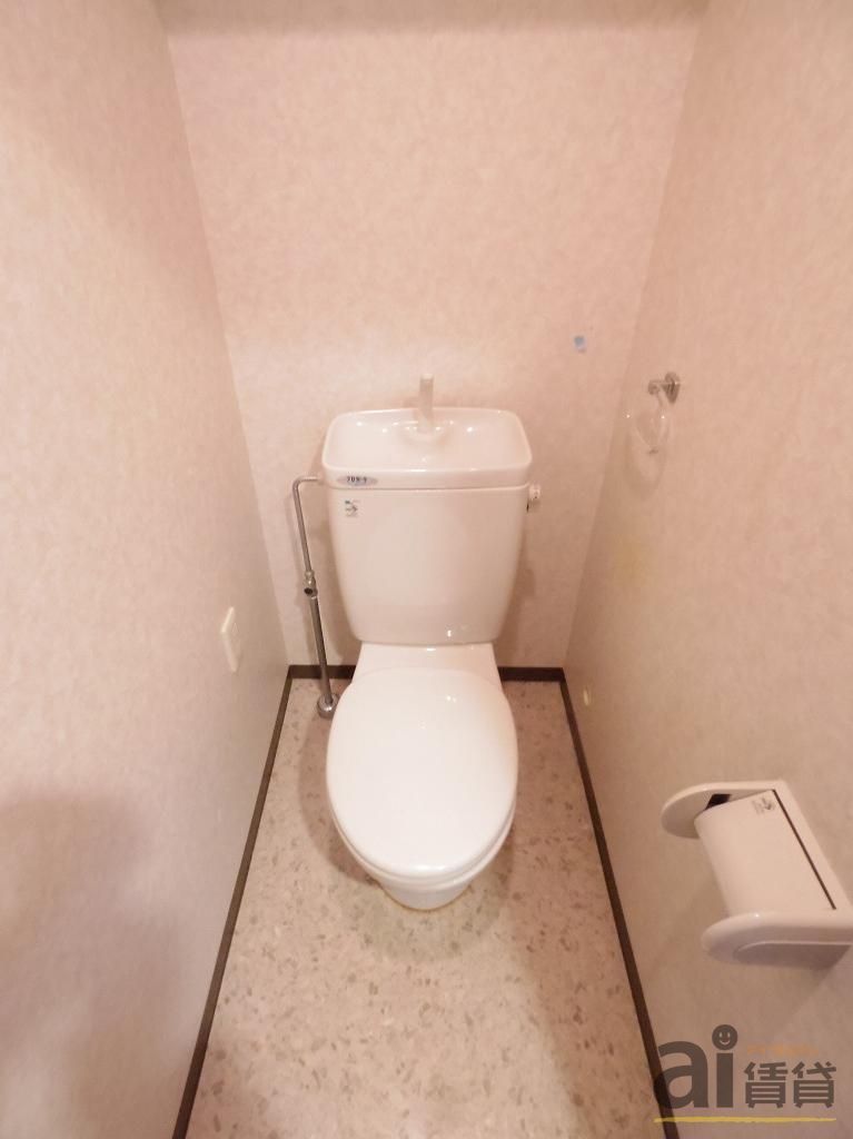 トイレ　※同仕様写真