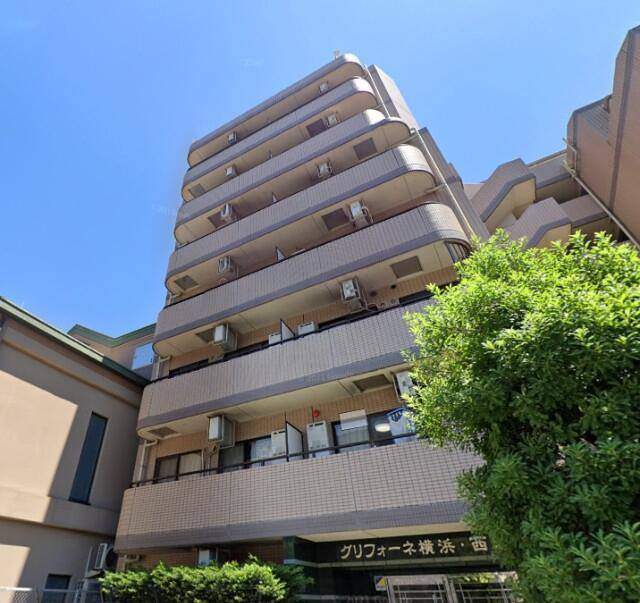 建物外観　オートロック付き