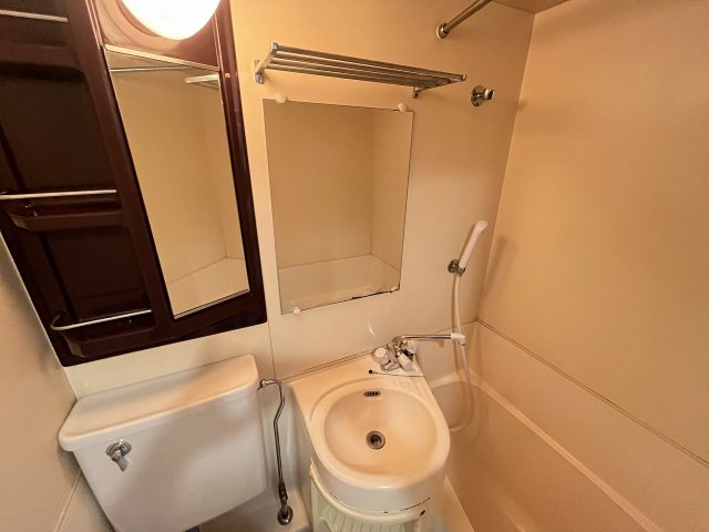 洗面設備　洗面所です