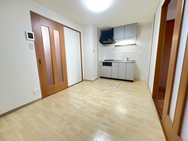 居室・リビング　サンヒルズ鈴鹿