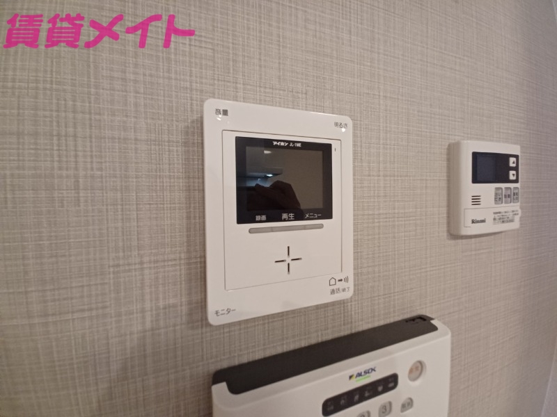 セキュリティ　別部屋反転参考写真です