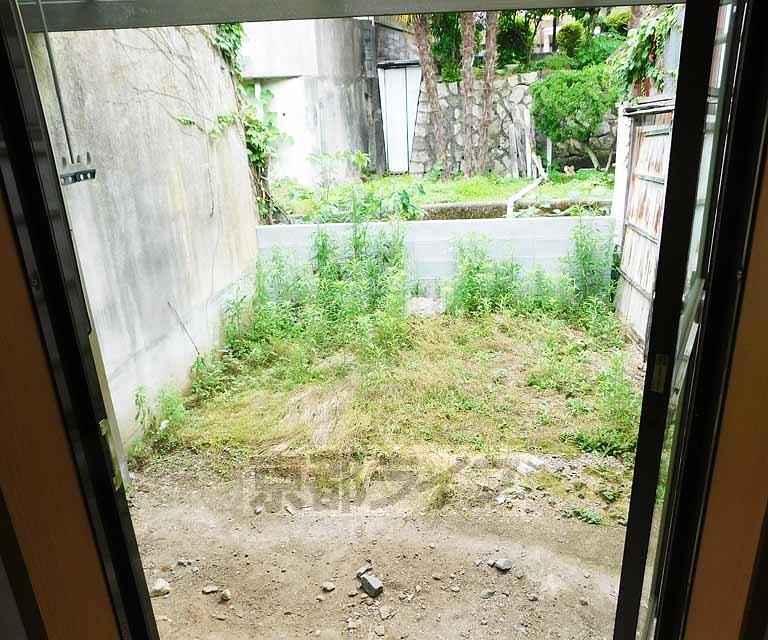 眺望　ちょっとしたお庭があります