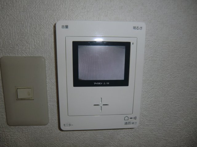 セキュリティ　モニター付きインターホン