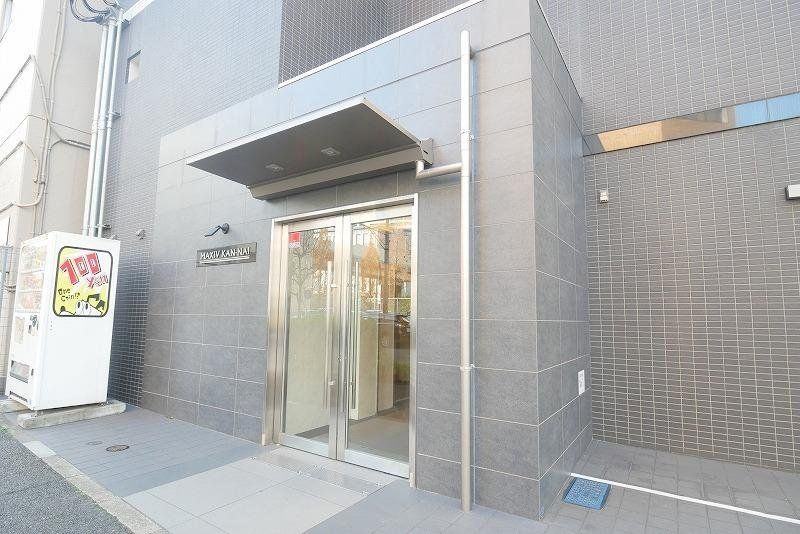 エントランス　エントランス