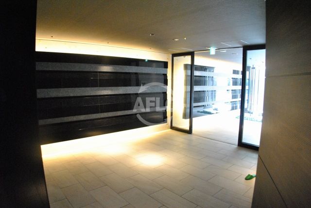 ロビー　レオンコンフォート本町　ロビー