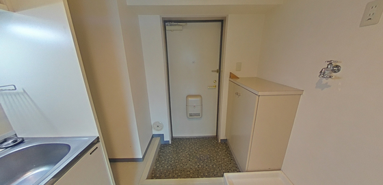 玄関　※別部屋の写真です