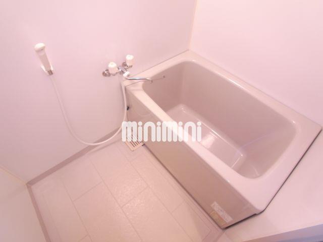 バス・シャワールーム　綺麗なお風呂です