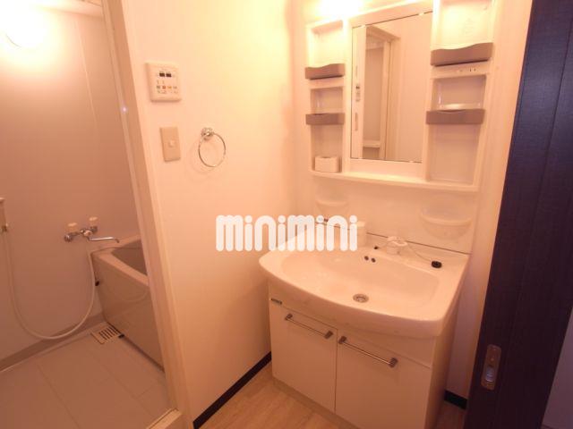 洗面設備　シャンプードレッサーです