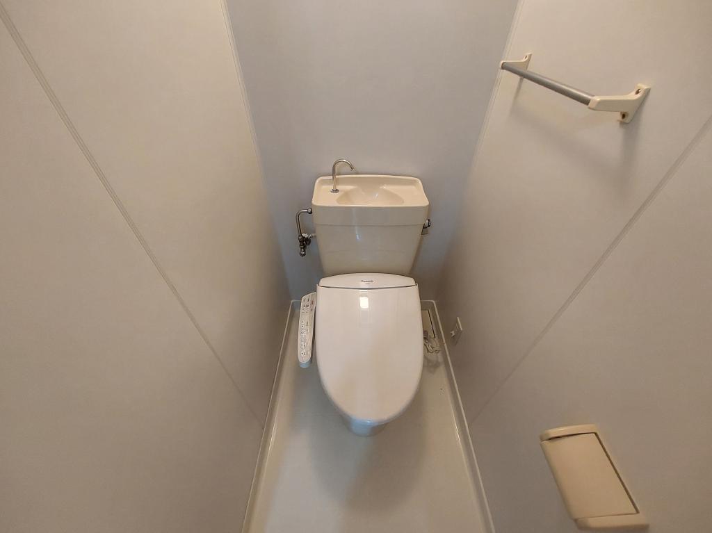 ロータリーハイツのトイレ写真
