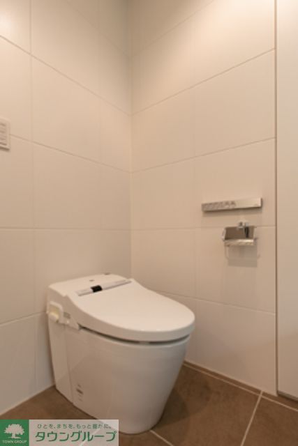 トイレ　※写真は同タイプ住戸です。