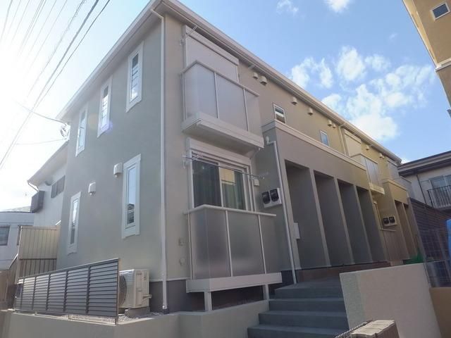 建物外観　★駅まで平坦な道を歩けます★