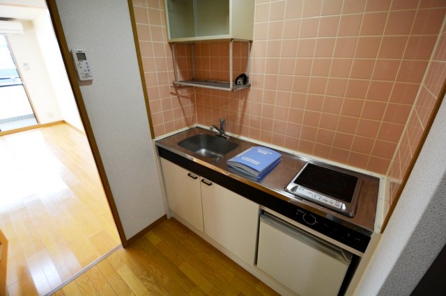 キッチン　壁付けキッチンでスペースを有効活用できます！