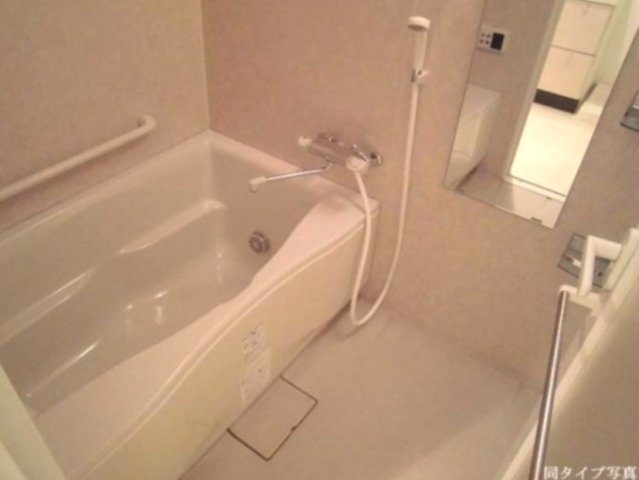 バス・シャワールーム　※別部屋参照写真