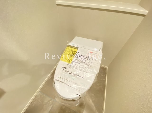 トイレ　清潔感のあるお手洗い空間でございます