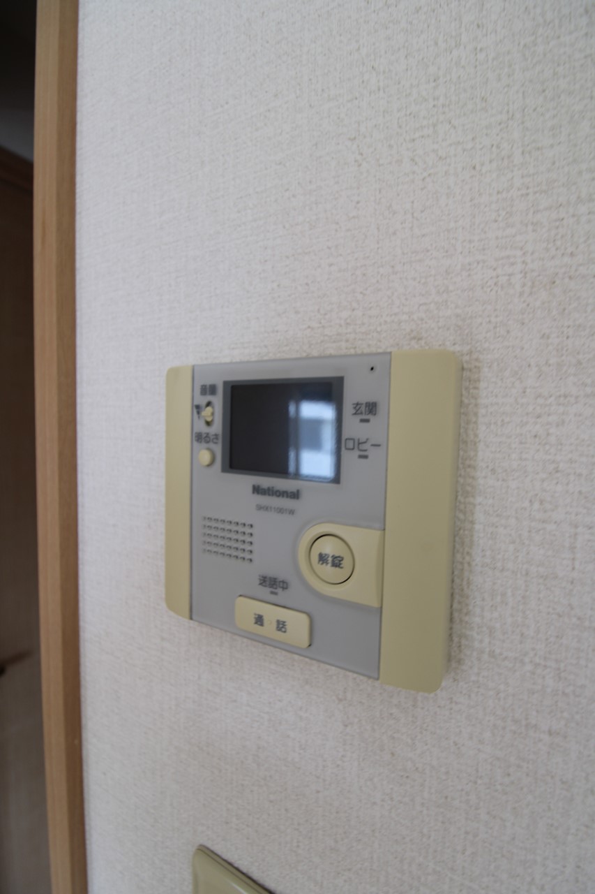 セキュリティ　※同物件、別部屋の写真です。