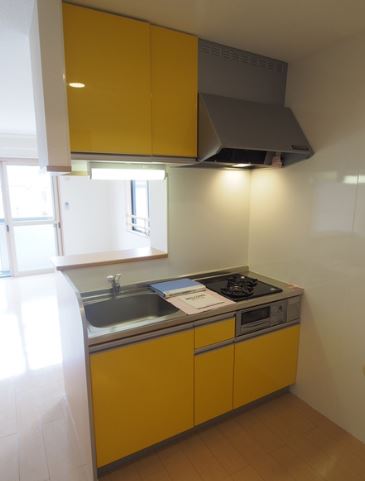 キッチン　※同物件、別部屋の写真です。