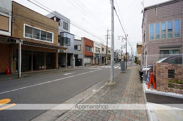 その他　前面道路（その他）まで5m