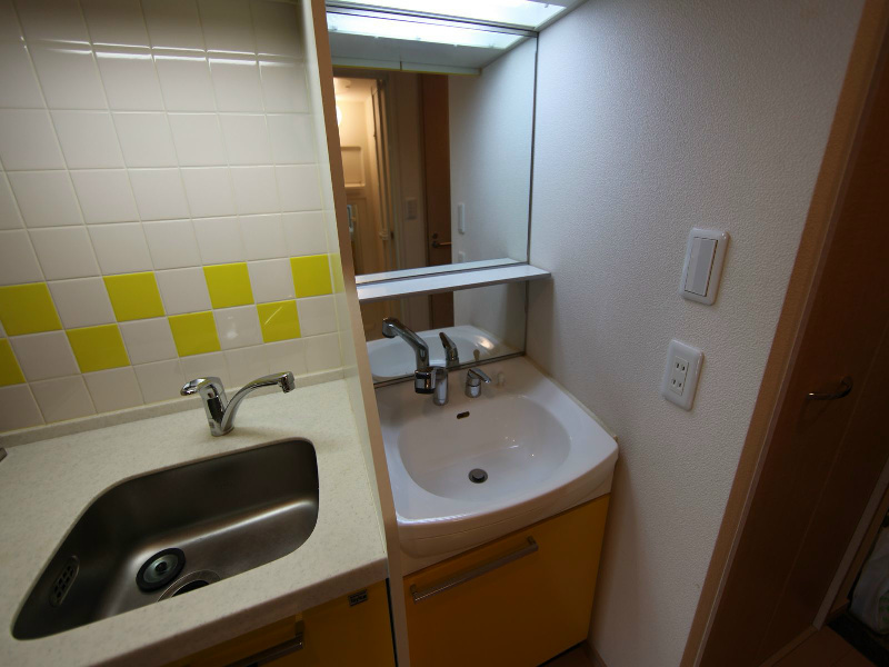 洗面設備　独立洗面台（シャンプードレッサー）