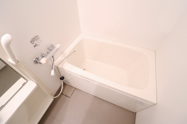 バス・シャワールーム　バスルーム