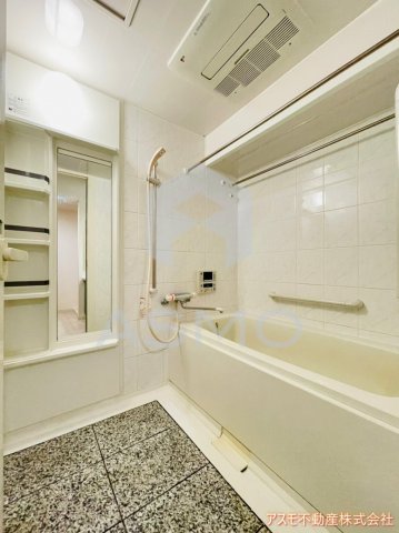 バス・シャワールーム　※同物件　別間取り　参考写真