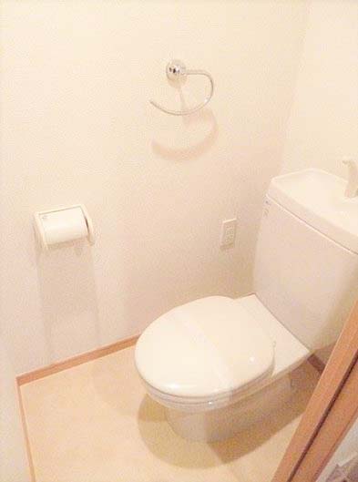 トイレ　★トイレ内、コンセント有★