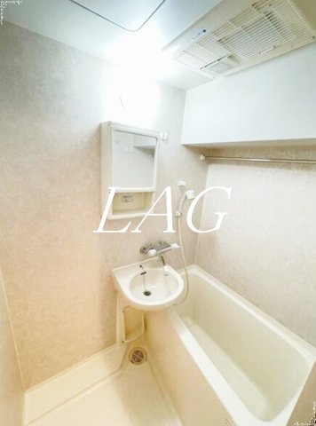 バス・シャワールーム　お風呂です。