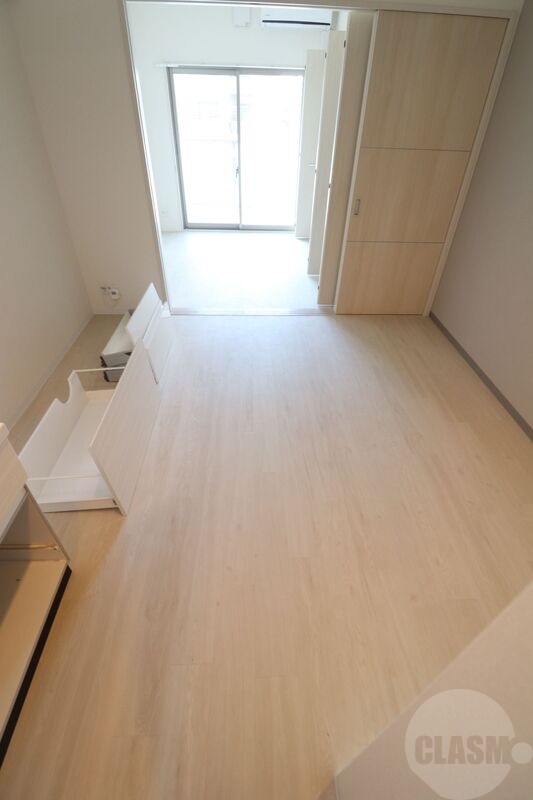 居室・リビング　８帖の広々としたリビングです