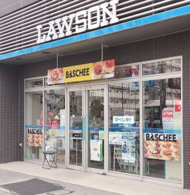 コンビニ　ローソン（コンビニ）まで2m