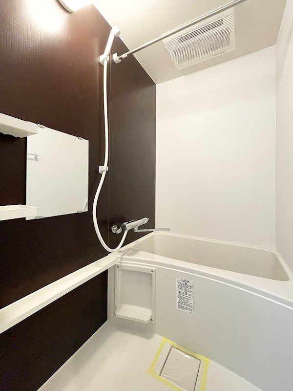 バス・シャワールーム　写真は302号